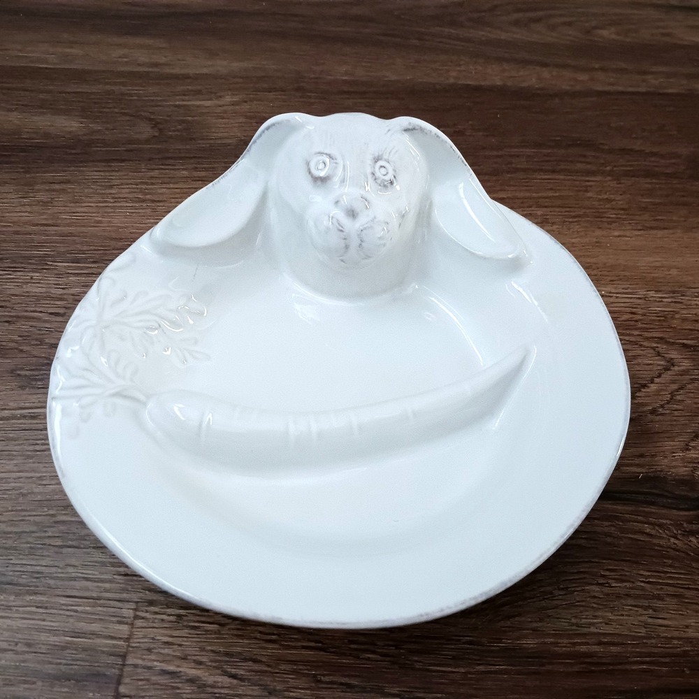CASAFINA BUNNY RABBIT CARROT CHILD'S DIVIDED PLATE - 7 3/4"
